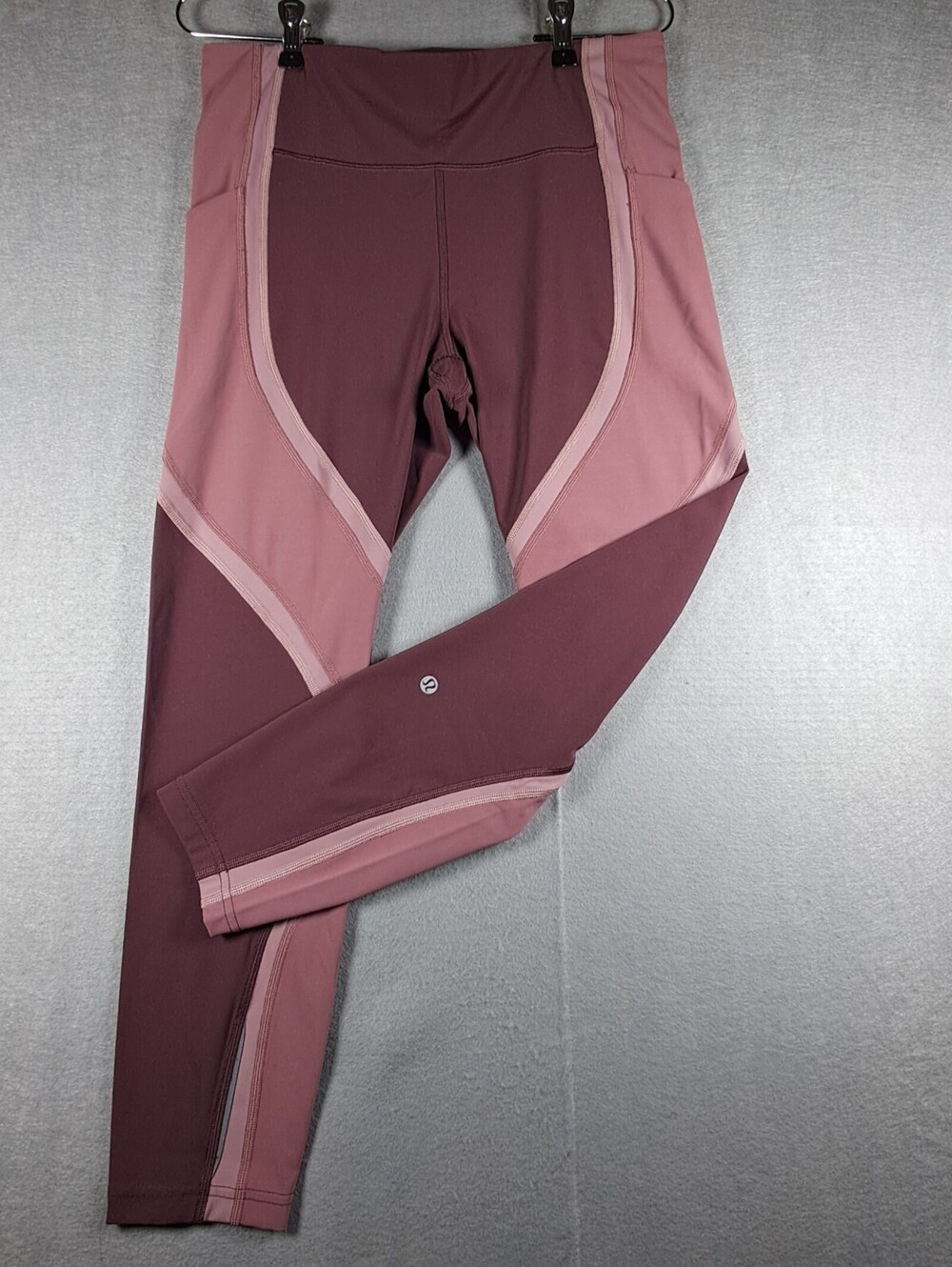 lululemon Wild Twist 7/8 Tight 25" Women's Size 10 Pink Burgundy